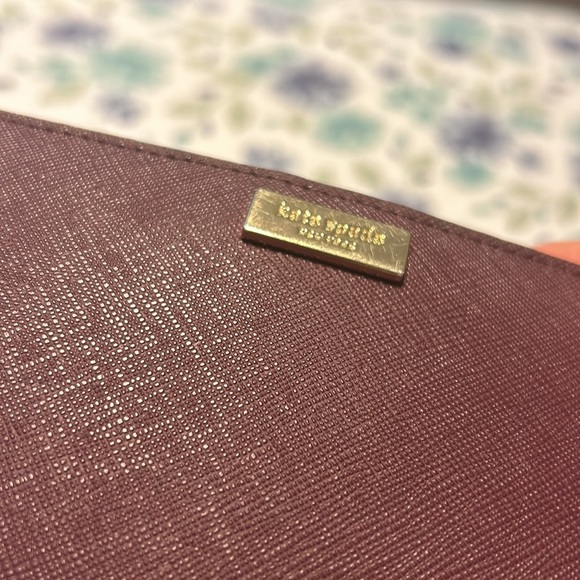 Kate Spade bifold wallet - Picture 3 of 10